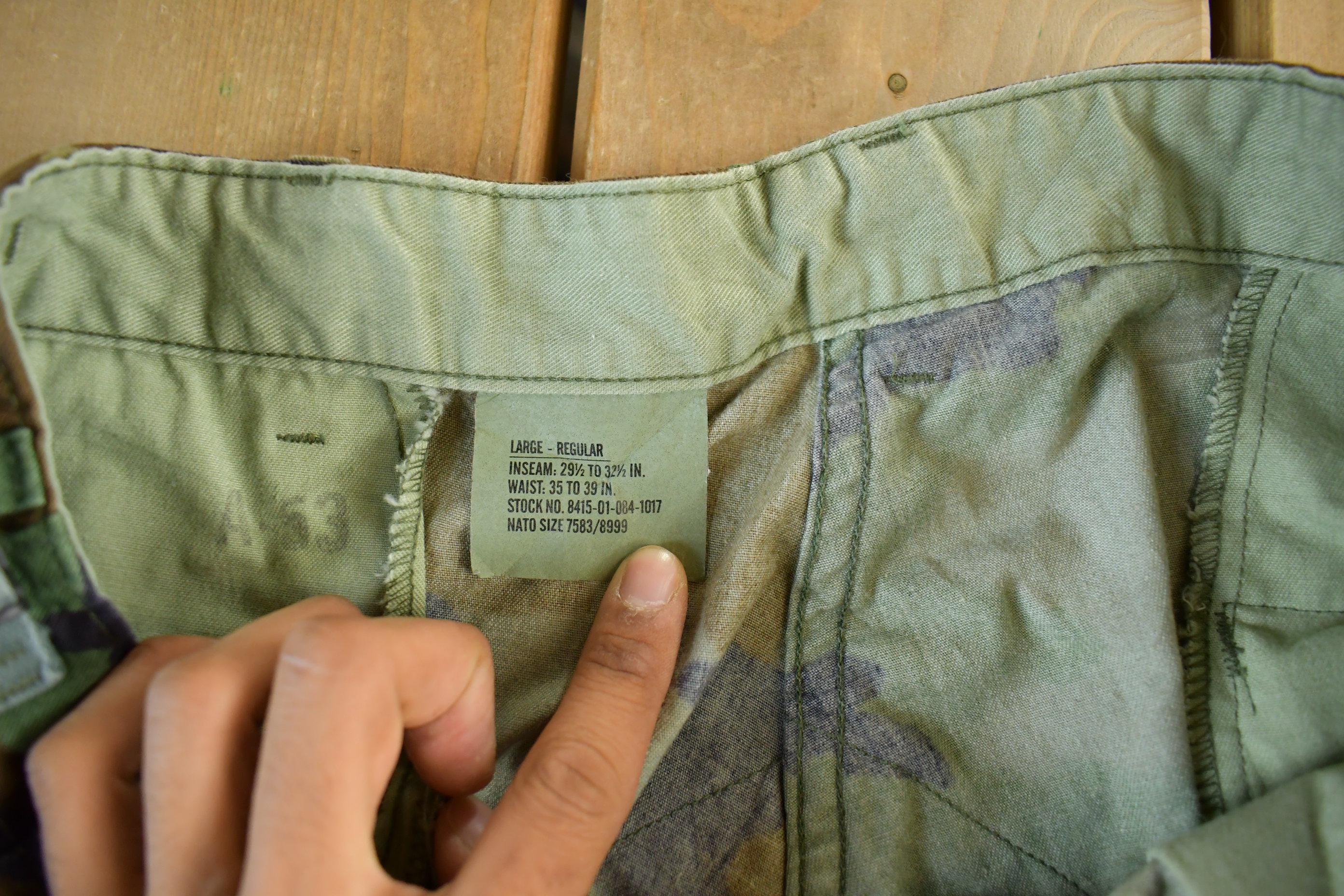 Vintage 2000s Army Woodland Camouflage Cargo Pants Men's 38 x 21 - Image 5