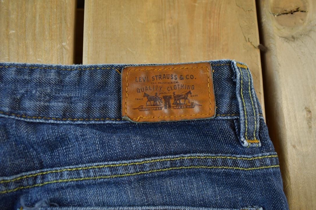 Vintage 2000s Levis Red Tab 534 Low Flare Denim Jeans Women's 30 x 32 - Image 3