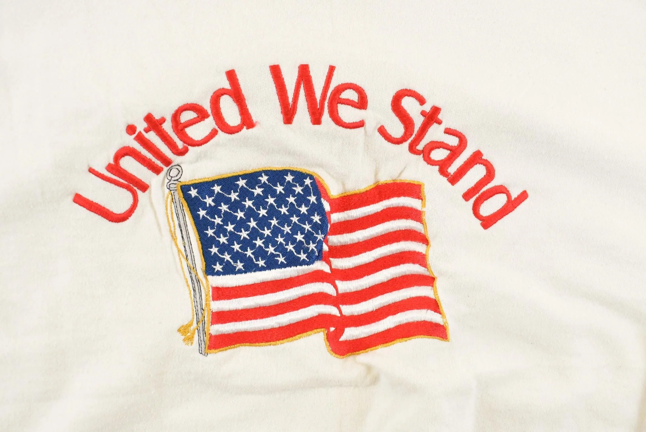 Vintage 2001 September 11th American Flag United We Stand Souvenir Crewneck Sweatshirt Men's Large - Image 3