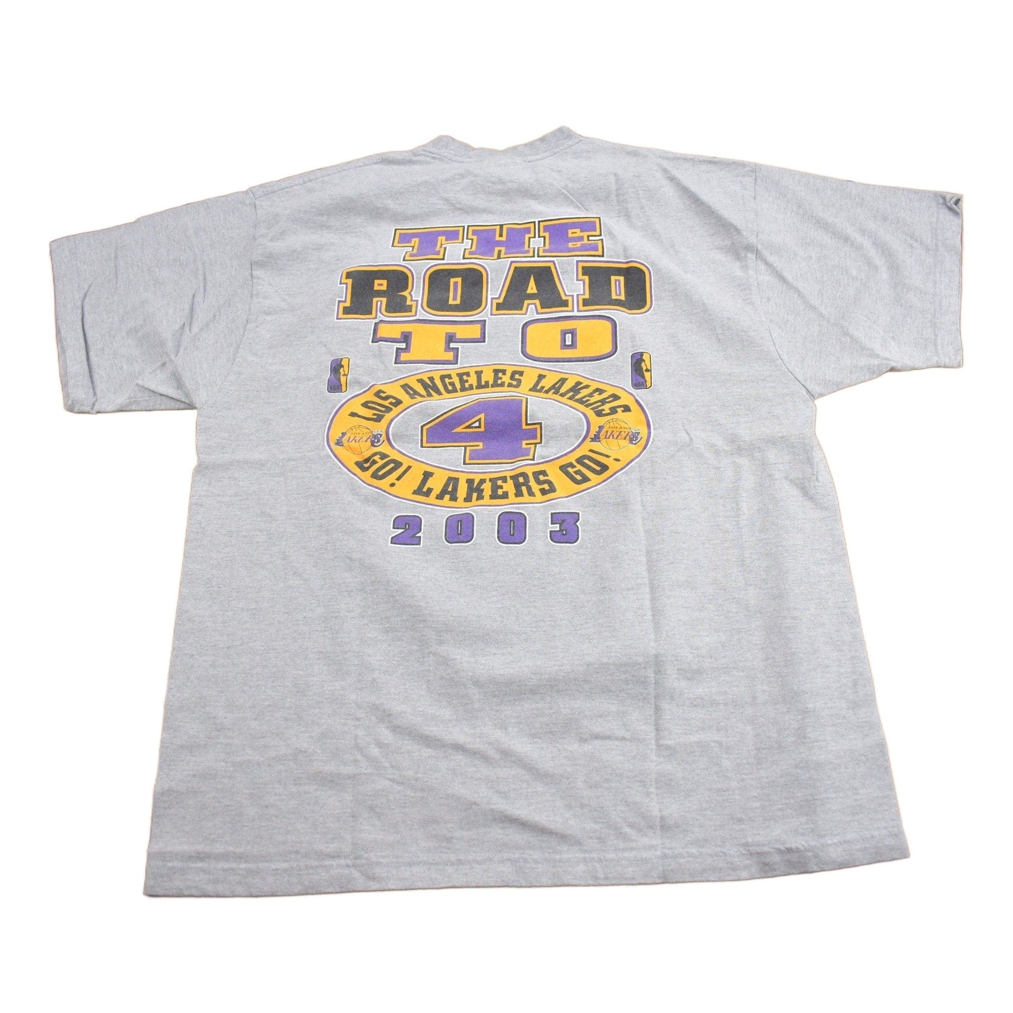 Vintage 2003 Los Angeles Lakers NBA Champs Graphic T-Shirt Men's XL - Image 2