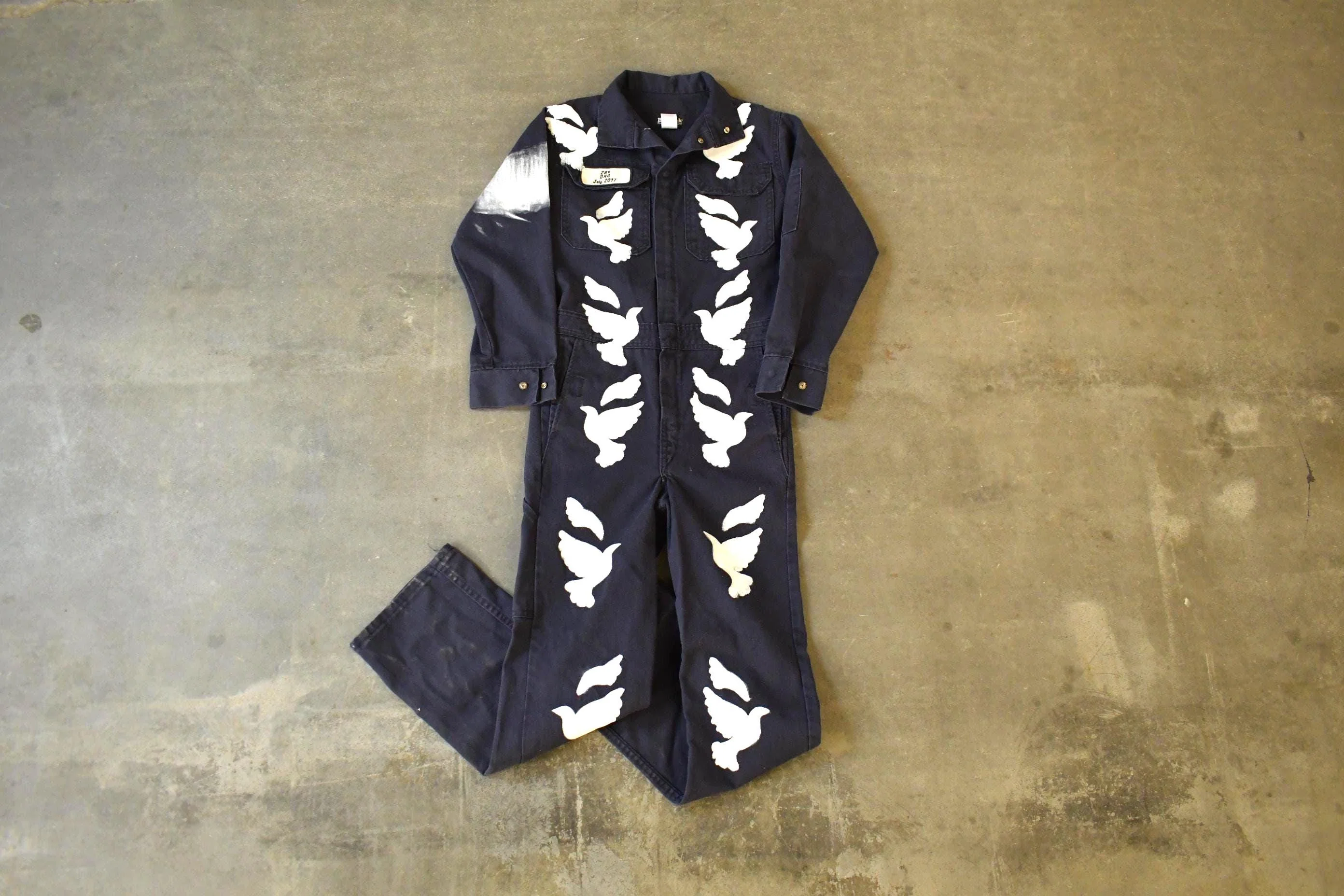 Vintage Custom Handmade Dove Peace Coveralls Jumpsuit Size 28R - Image 3