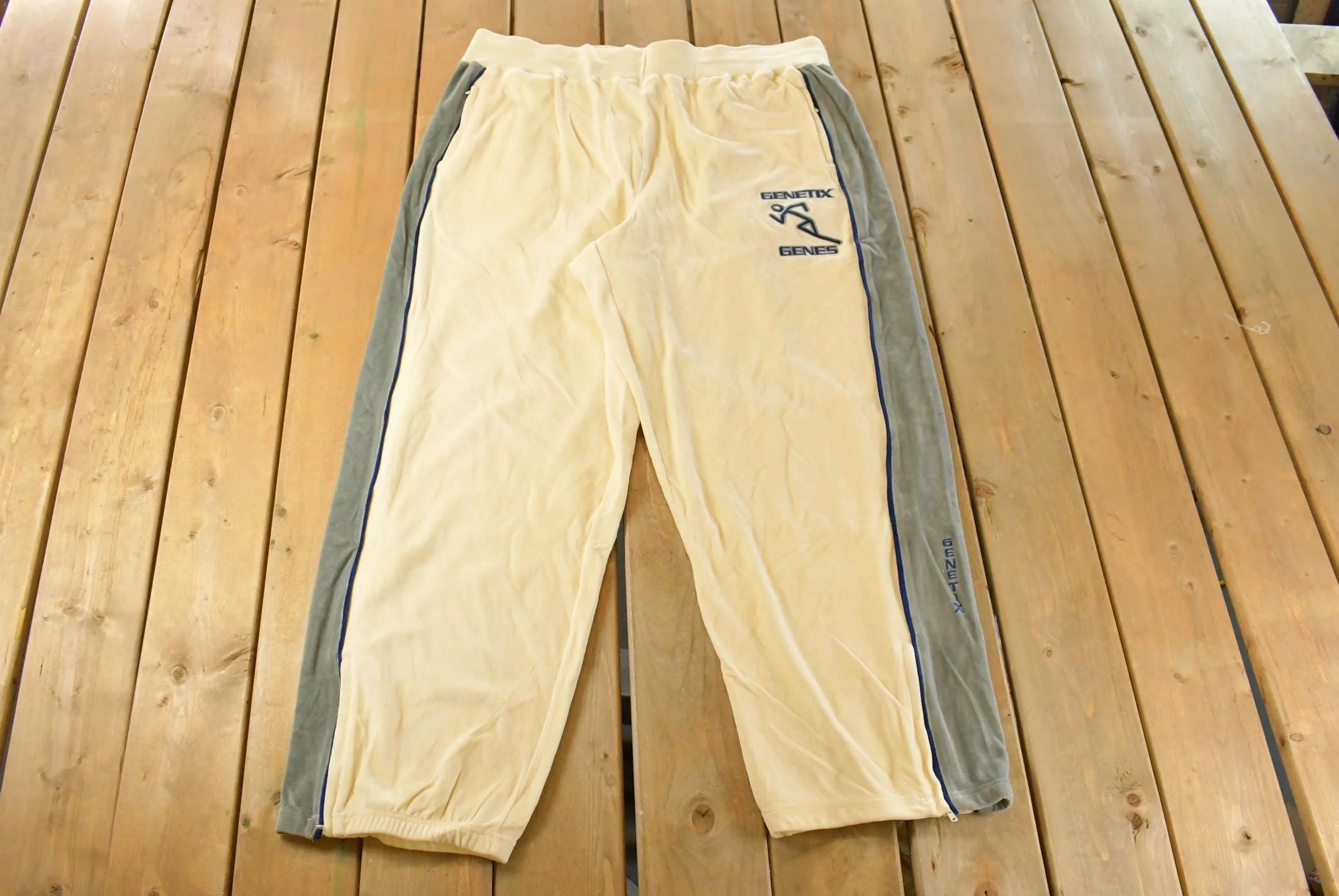 Vintage Deadstock Y2K Genetix Embroidered Velour Sweater & Sweatpants Set Men's 3XL - Image 4