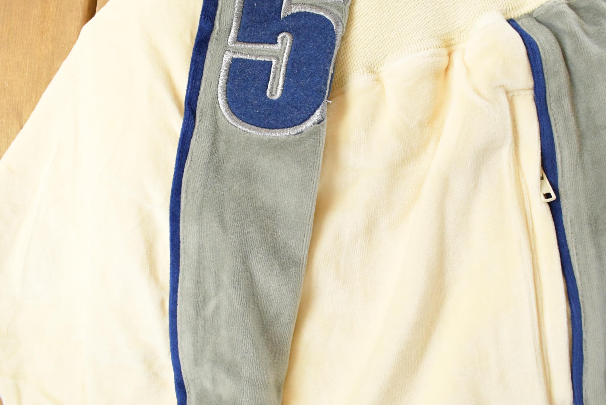 Vintage Deadstock Y2K Genetix Embroidered Velour Sweater & Sweatpants Set Men's 3XL - Image 8