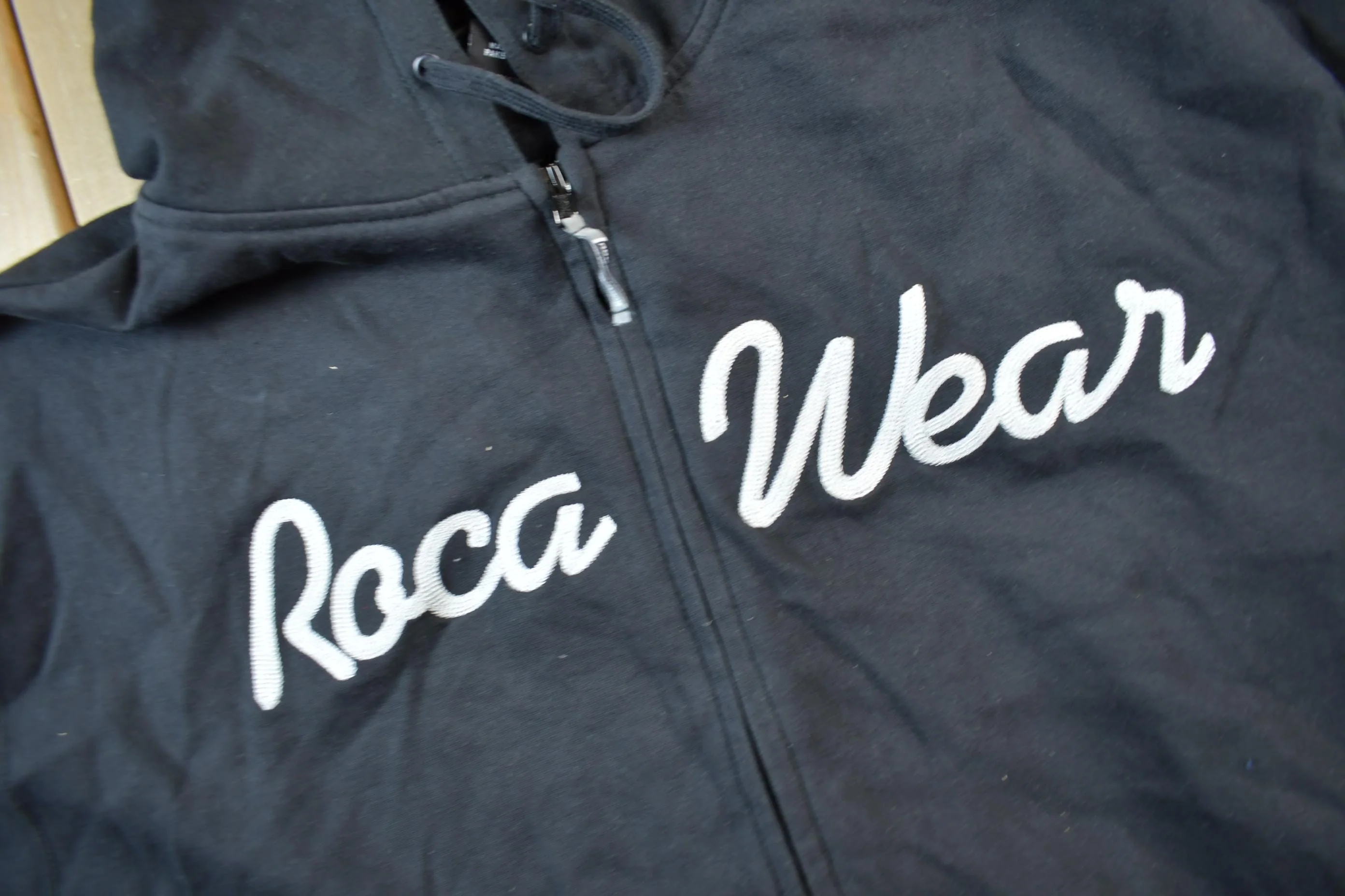 Vintage Deadstock Y2K Rocawear Embroidered Hoodie - Image 3