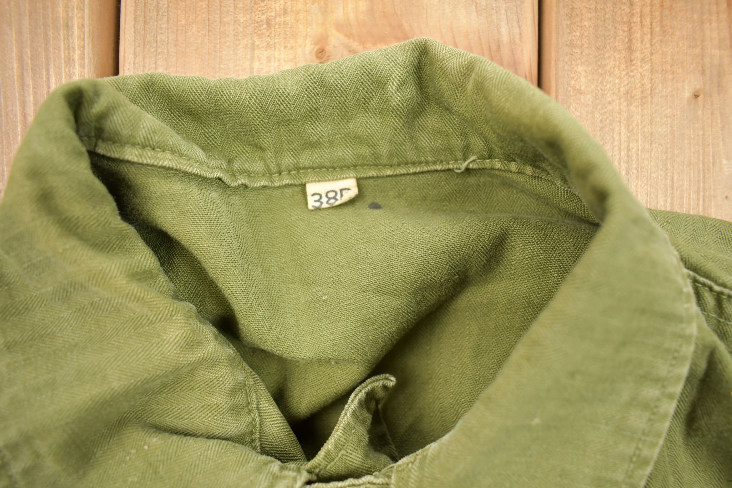 Vintage WW2 1940s Herringbone Military Jacket Army Men's Medium - Image 7
