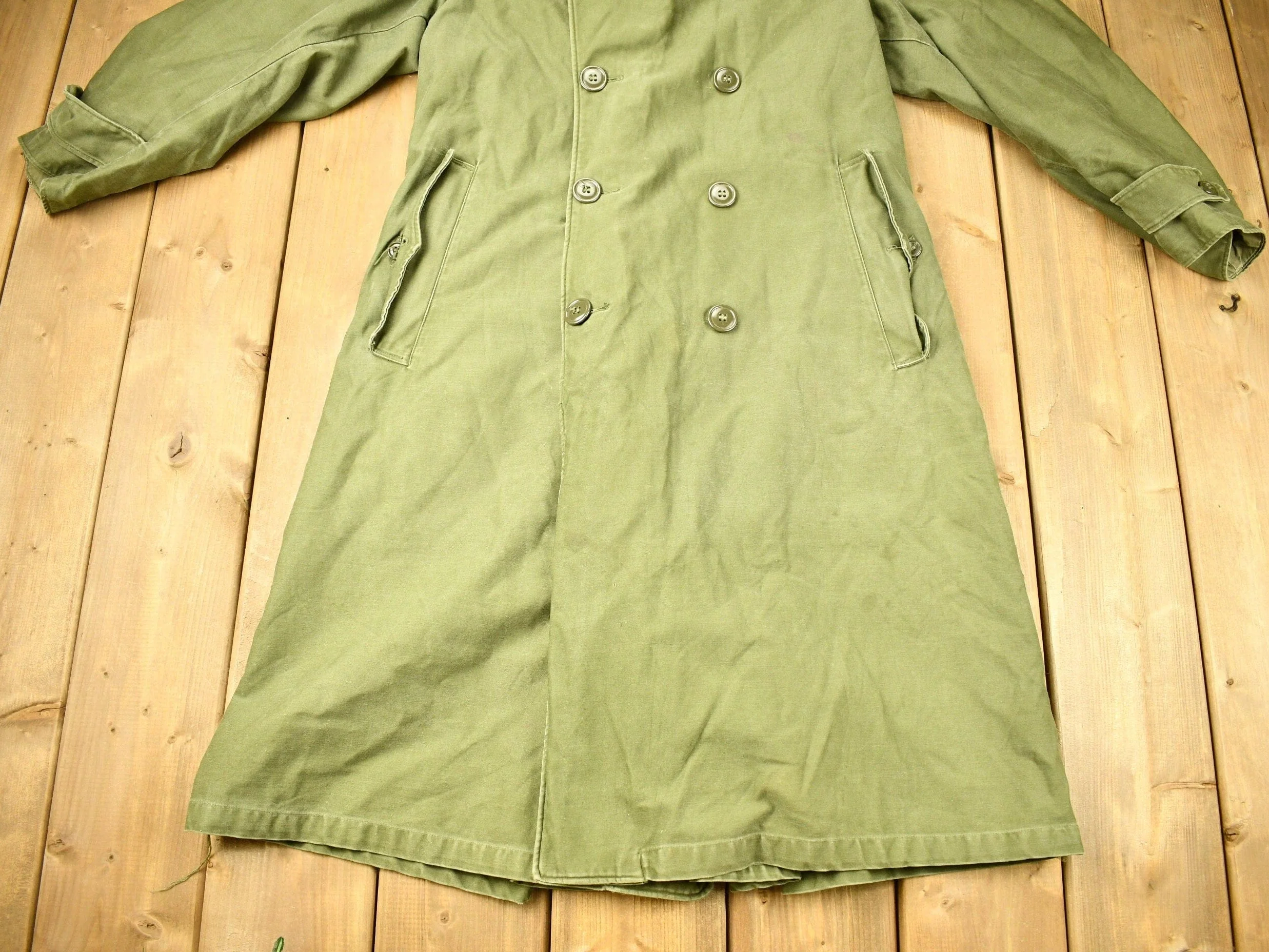 Vintage WW2 Military Button Up Trench Coat - Image 3