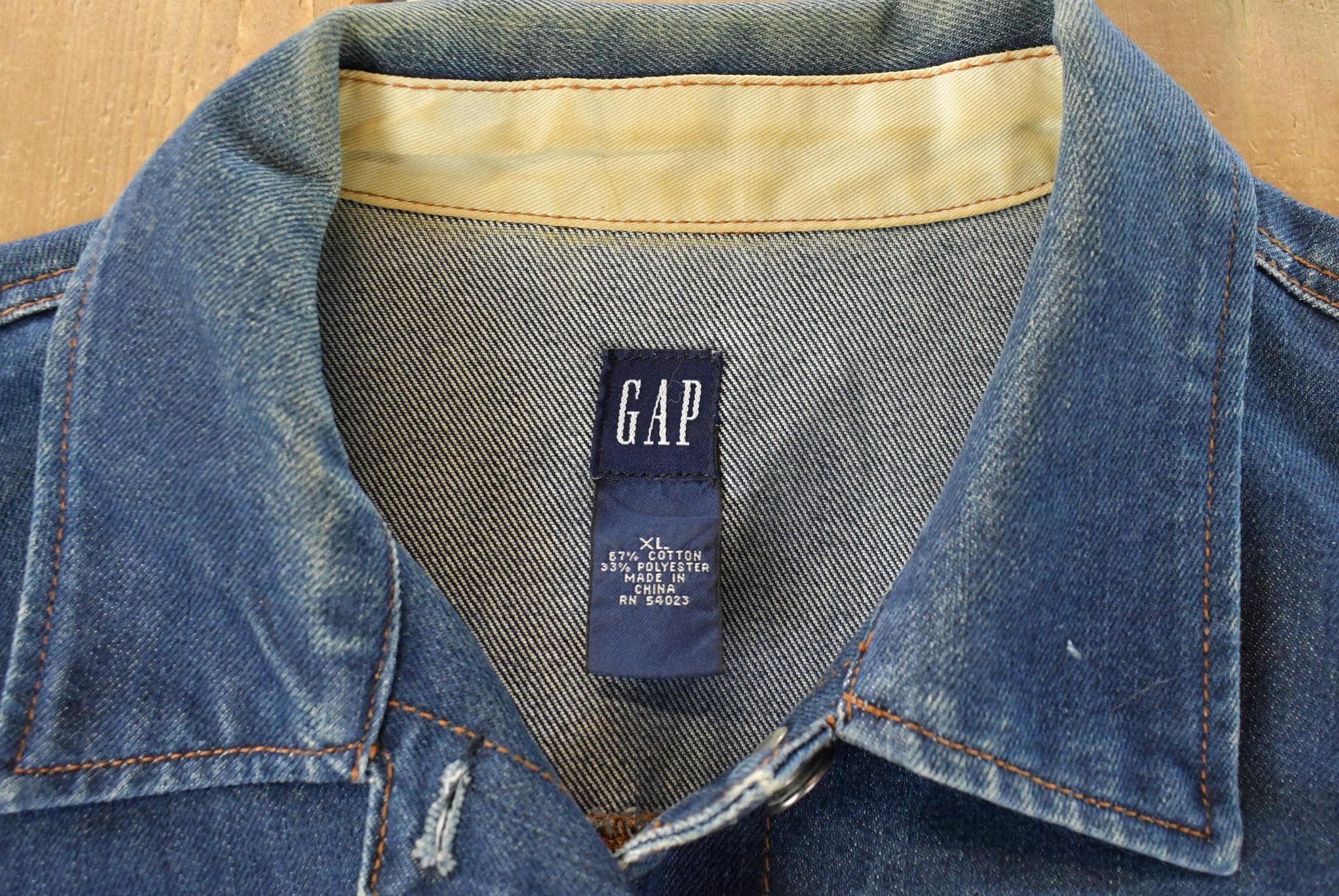 Vintage Y2K Gap Denim Jean Jacket Women's Small - Image 4