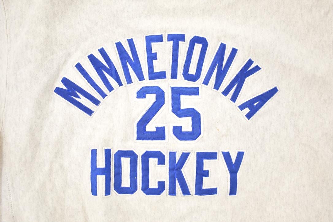 Vintage Y2K Minnetonka Hockey Champion Reverse Weave Crewneck Sweatshirt Men's M - Image 3