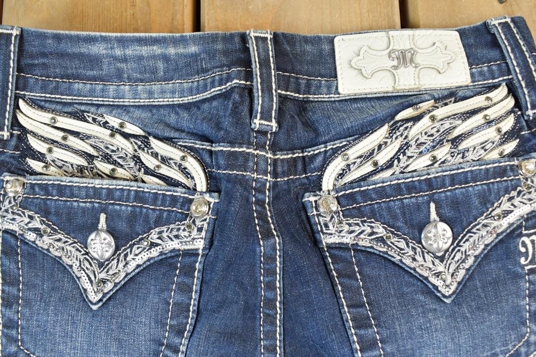 Vintage Y2K Miss Me Angel Wings Bedazzled Mid Rise Jeans Women's 26 x 31 - Image 3