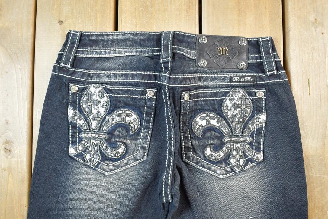 Vintage Y2K Miss Me Bedazzled Blackwash Low Rise Jeans Women's 26 x 33 - Image 4