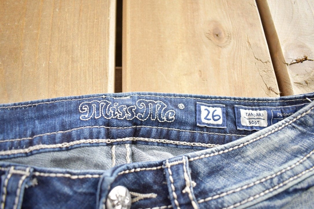 Vintage Y2K Miss Me Bedazzled Boot Cut Low Rise Jeans Women's 26 x 33 - Image 7