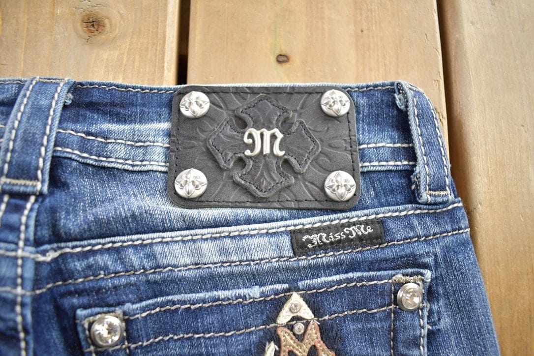 Vintage Y2K Miss Me Bedazzled Cowgirl Western Boot Cut Low Rise Jeans Women's 26 x 33 - Image 3