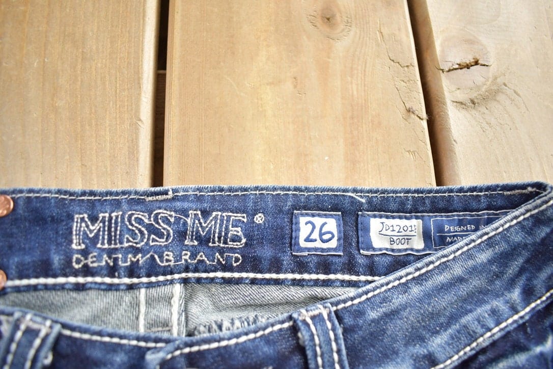 Vintage Y2K Miss Me Bedazzled Cowgirl Western Boot Cut Low Rise Jeans Women's 26 x 33 - Image 7
