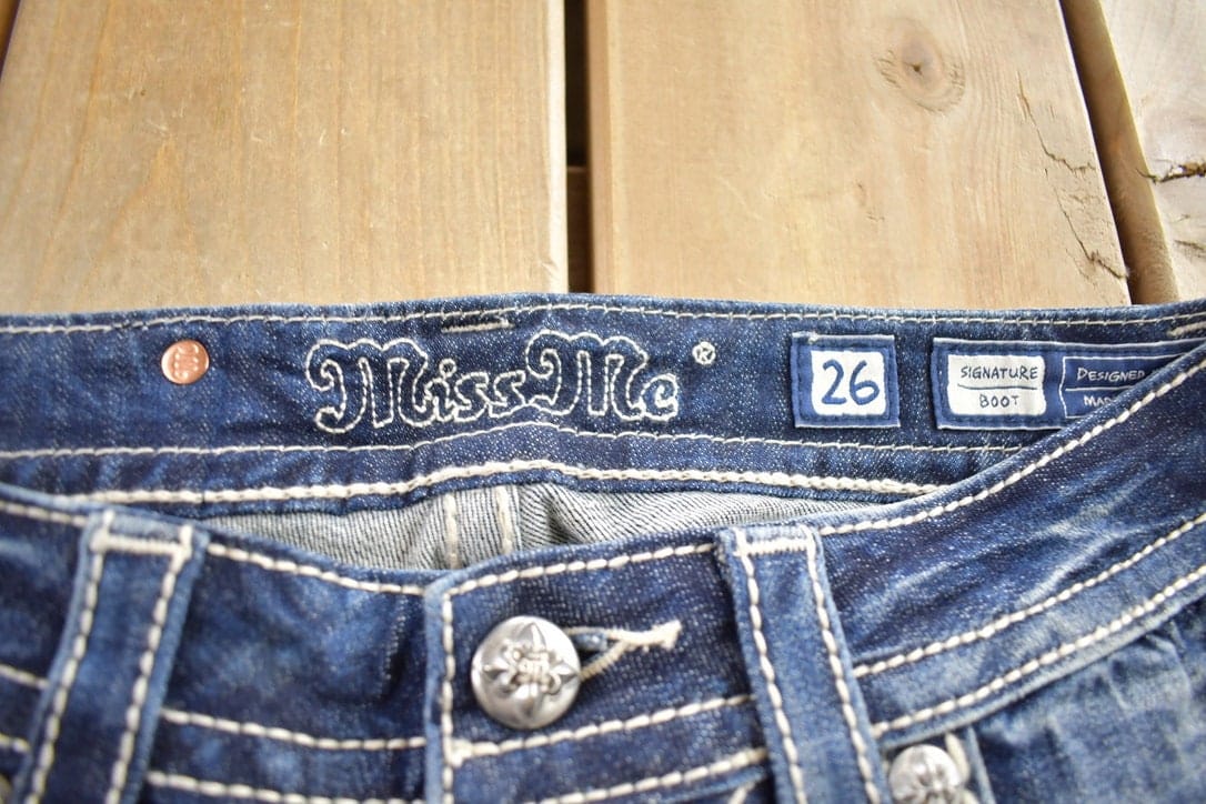 Vintage Y2K Miss Me Bedazzled Cowgirl Western Boot Cut Low Rise Jeans Women's 26 x 33 - Image 6
