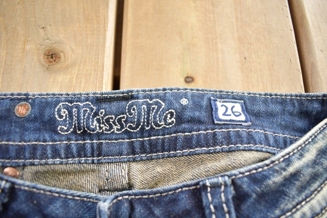 Vintage Y2K Miss Me Bedazzled Embroidered Boot Cut Low Rise Jeans Women's 26 x 33 - Image 8
