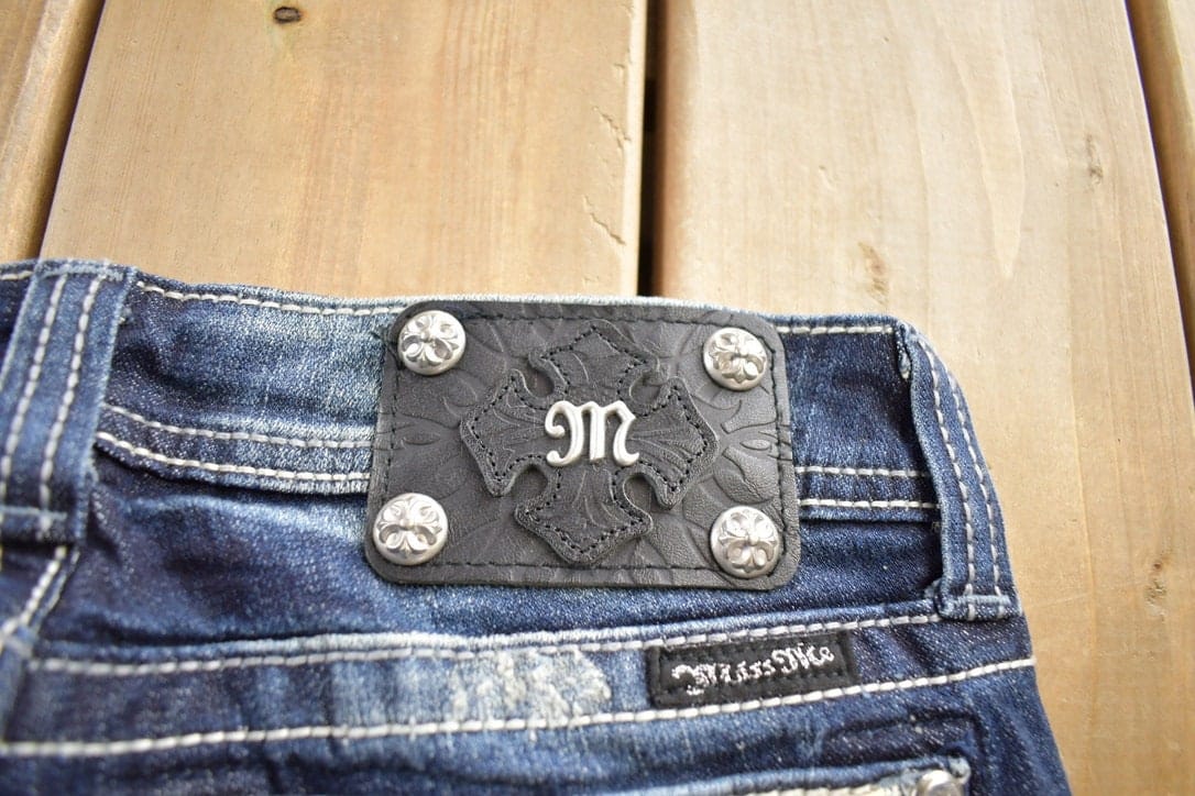 Vintage Y2K Miss Me Bedazzled Embroidered Boot Cut Low Rise Jeans Women's 26 x 33 - Image 3