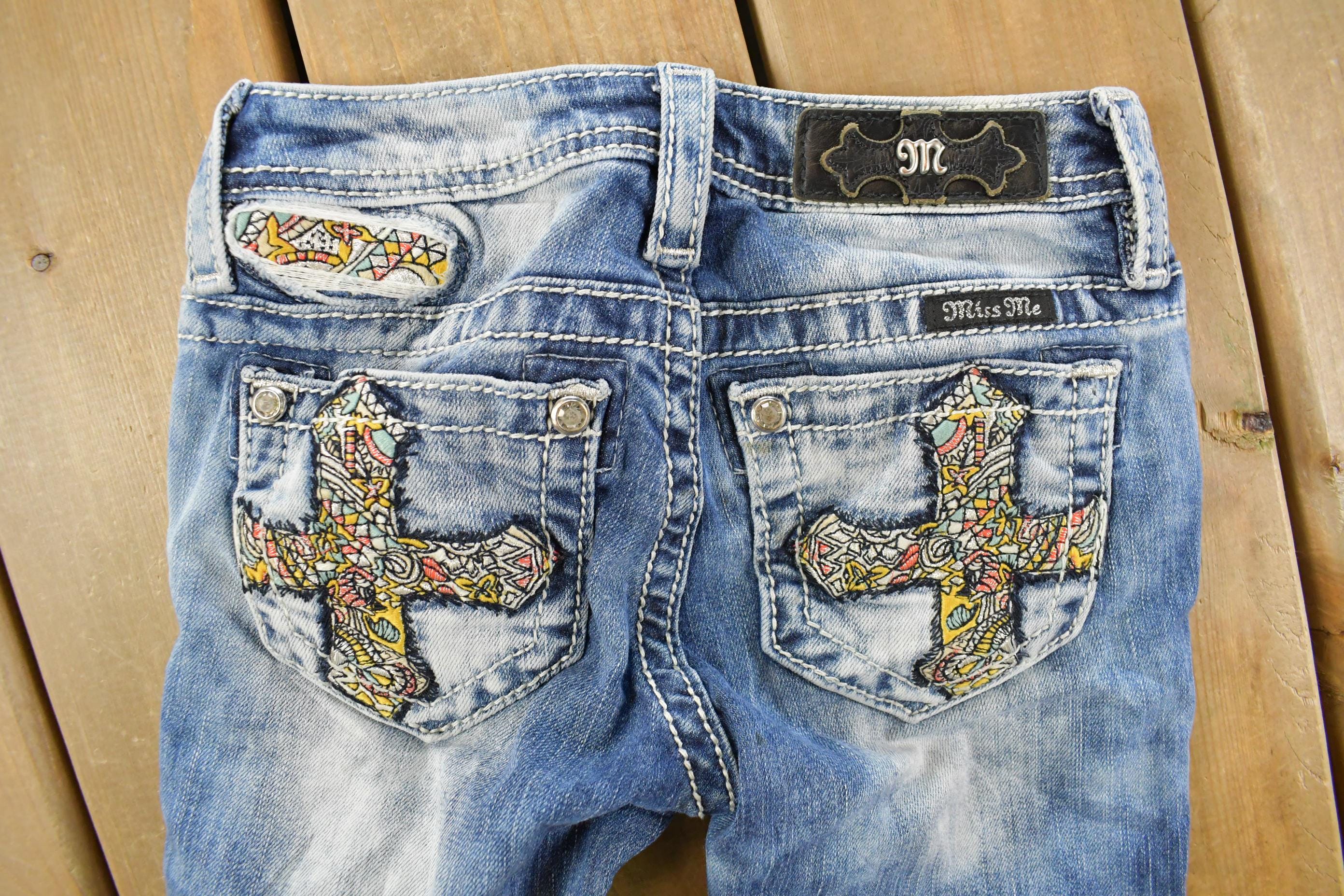Vintage Y2K Miss Me Bedazzled Low Rise Denim Jeans Women's 23 x 25 - Image 5