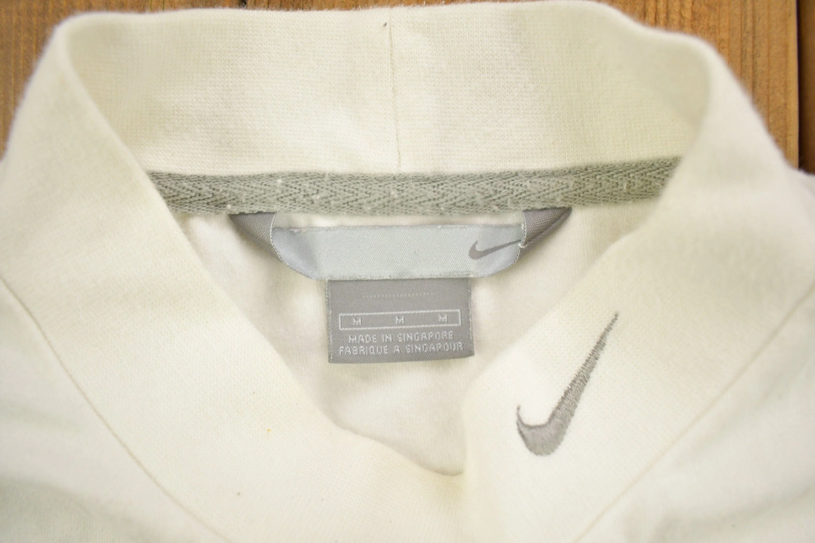 Vintage Y2K Nike Mini Swoosh White Mockneck Shirt Men's Medium - Image 5