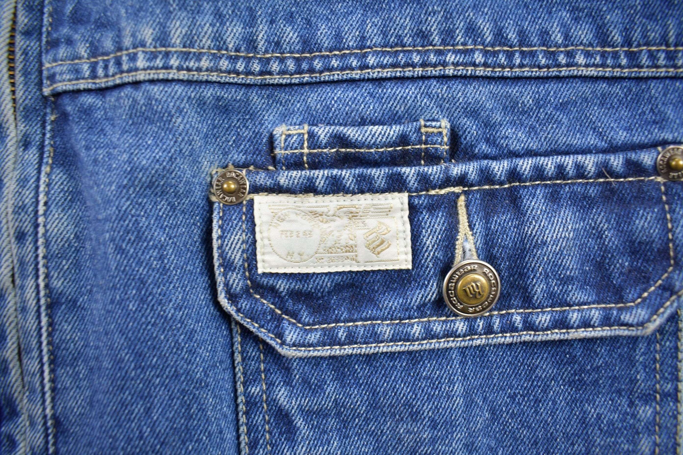 Vintage Y2k Rocawear Denim Jean Jacket Men's XL - Image 3