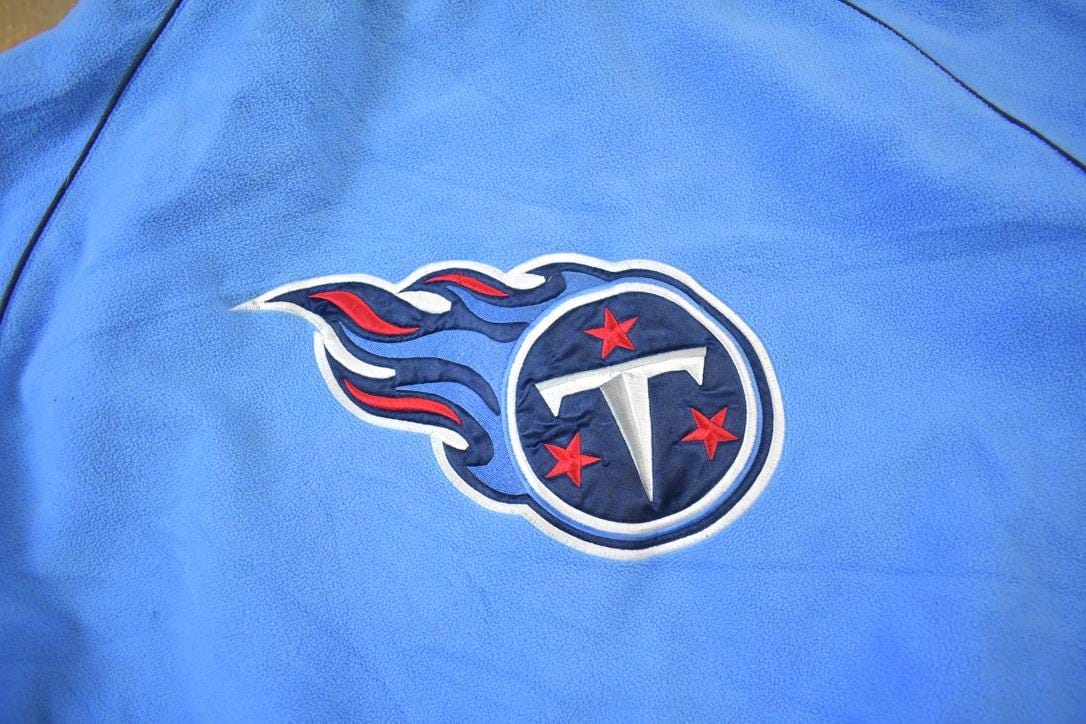Vintage Y2K Tennessee Titans NFL Reversible Fleece Football Jacket Men's 2XL - Image 5